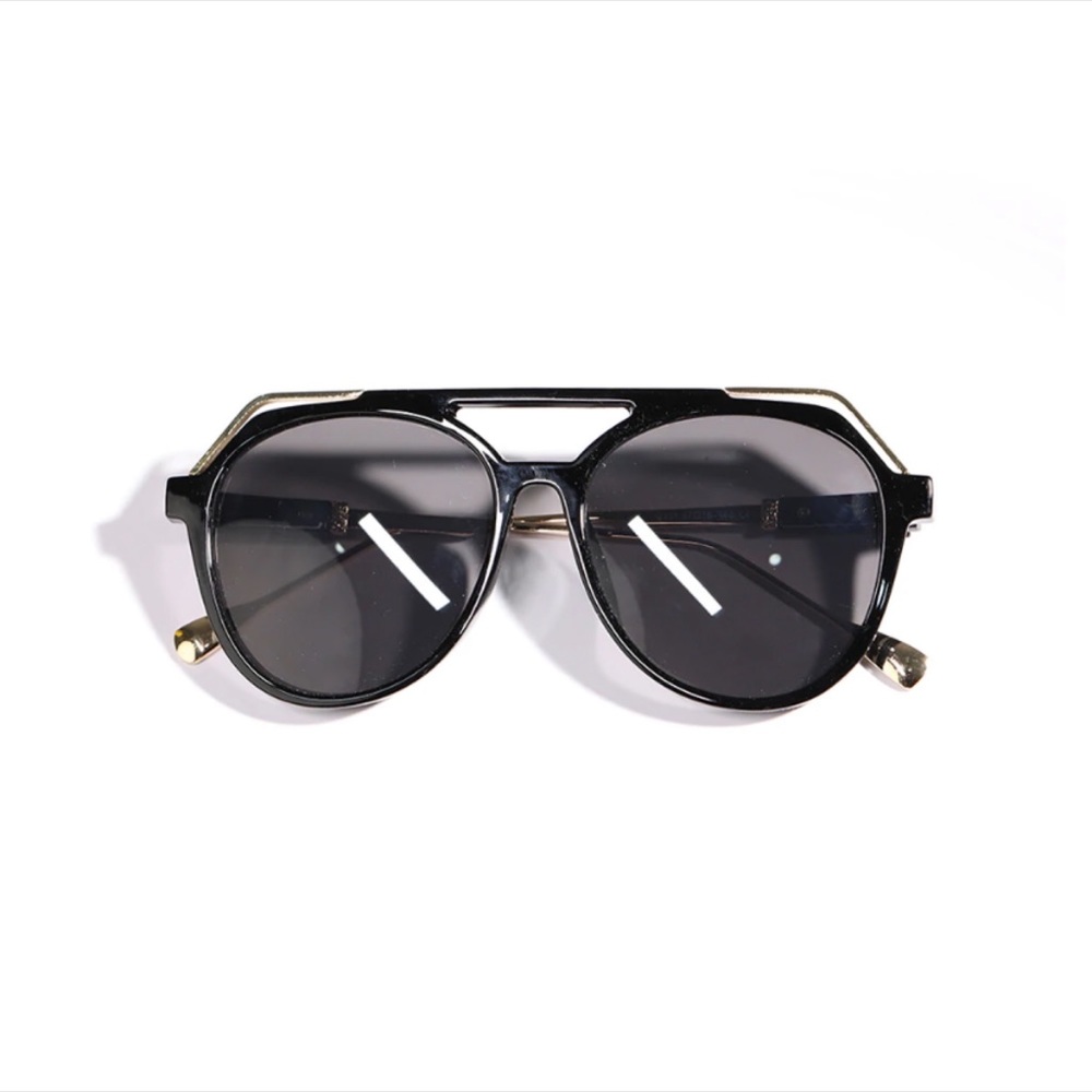 Black and Gold Fashion Sunglasses